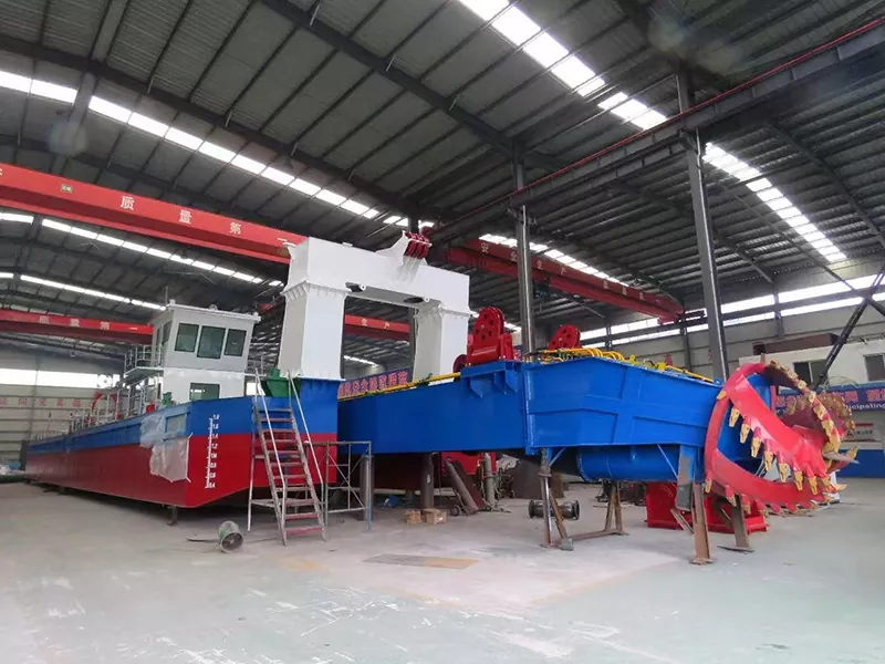 Hydraulic Dredger Ship